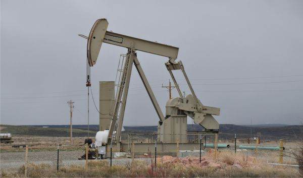 TradeVille: ExxonMobil - rezultate solide, reacţie rezervată a pieţei